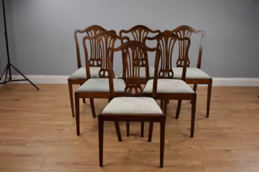 Antique Set 20th Century Mahogany Dining chairs