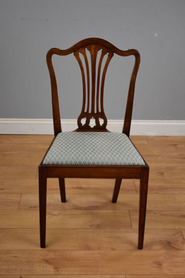 Antique Set 20th Century Mahogany Dining chairs