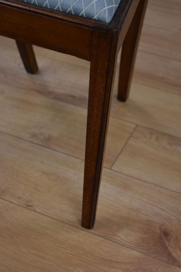 Antique Set 20th Century Mahogany Dining chairs
