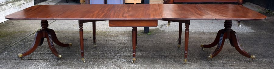 Antique Regency Mahogany Dining Table