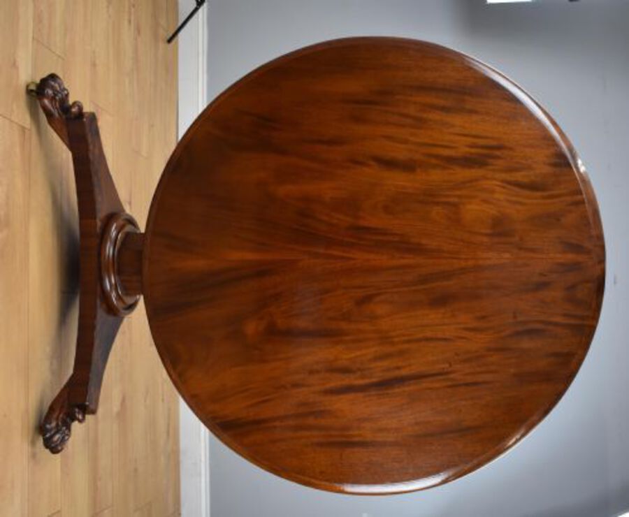 Antique Victorian Mahogany Til top dining/breakfast table