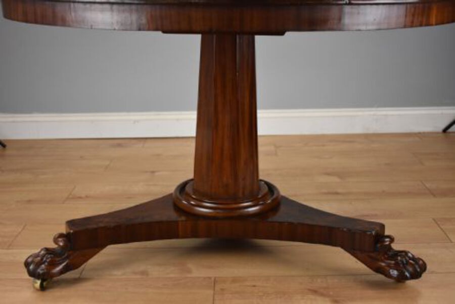 Antique Victorian Mahogany Til top dining/breakfast table