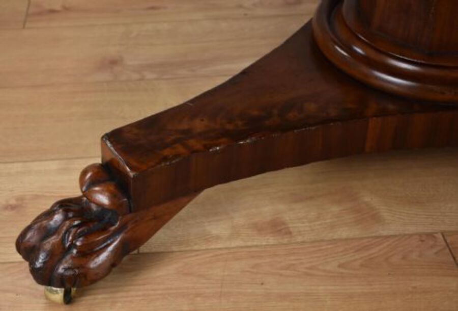 Antique Victorian Mahogany Til top dining/breakfast table