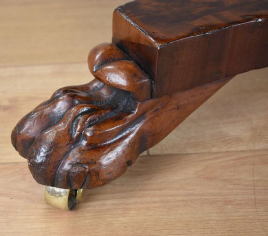 Antique Victorian Mahogany Til top dining/breakfast table