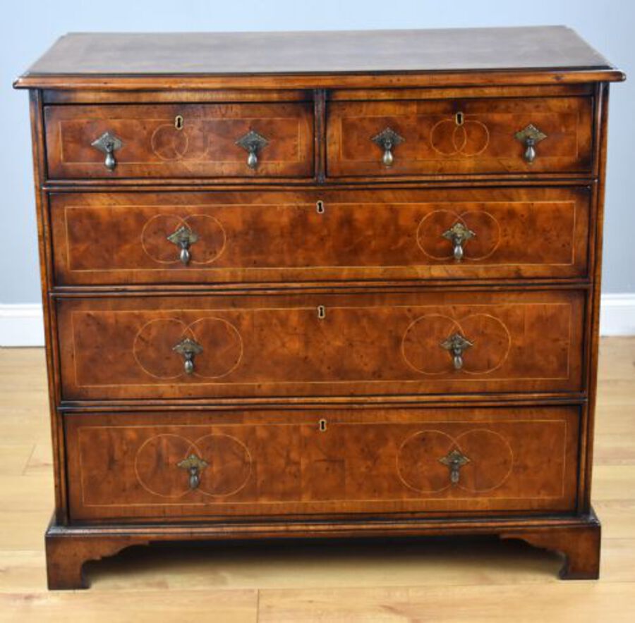 Antique 18th Century Walnut and Oyster Veneer Chest of Drawers