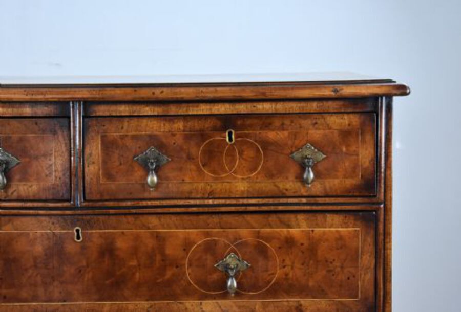 Antique 18th Century Walnut and Oyster Veneer Chest of Drawers