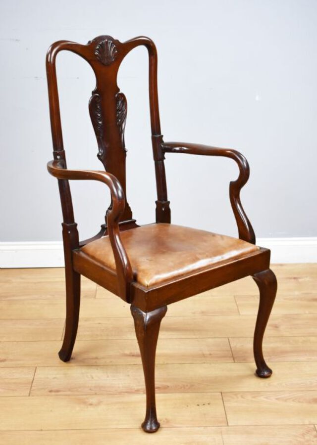 Antique Set of 8 Queen Anne Style Mahogany Dining Chairs