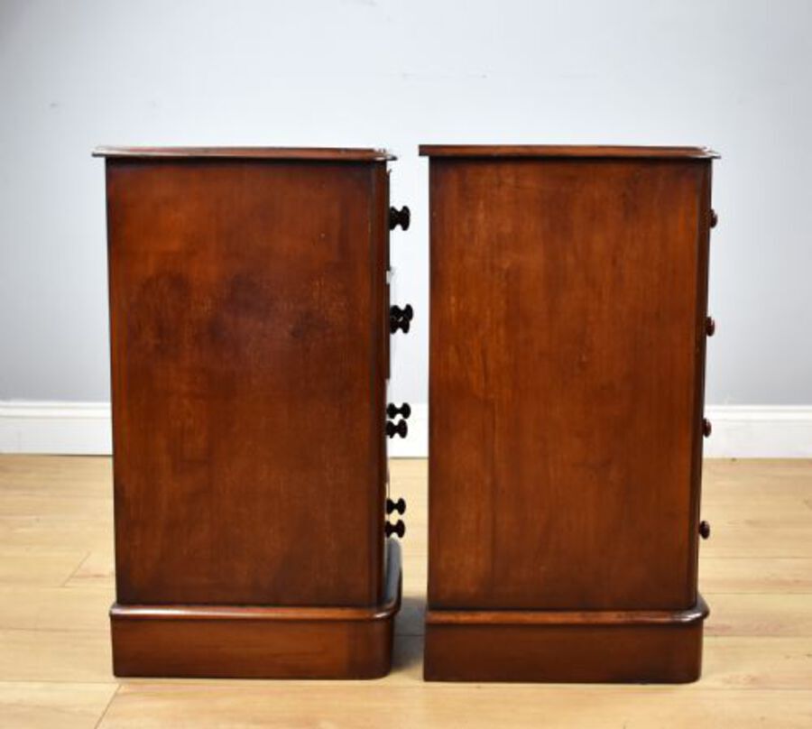 Antique Pair of Victorian Mahogany Bedside Chests