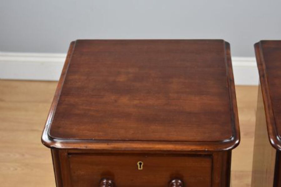 Antique Pair of Victorian Mahogany Bedside Chests