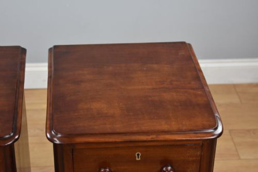 Antique Pair of Victorian Mahogany Bedside Chests