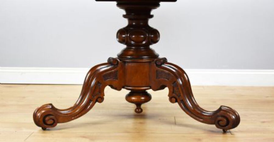 Antique Victorian Mahogany Breakfast Table