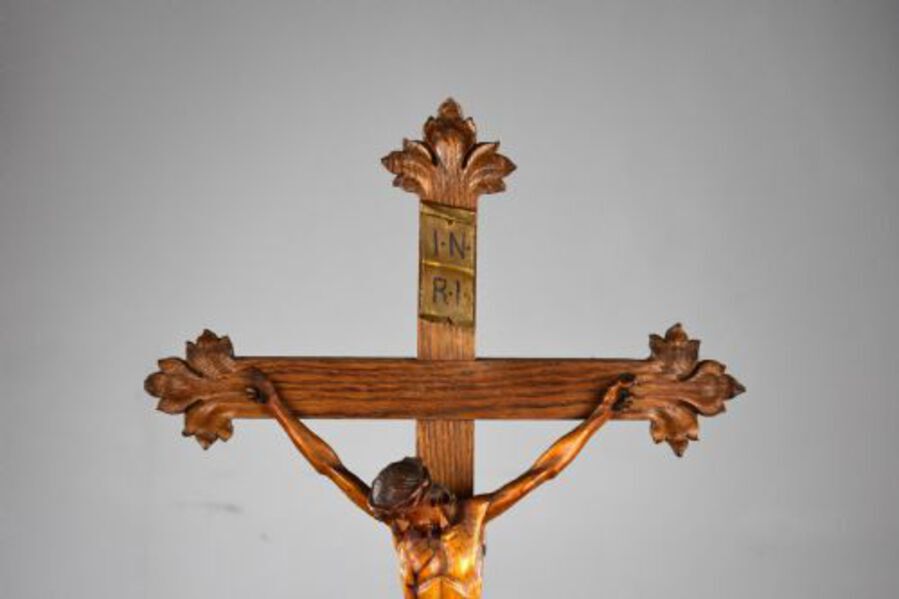 Antique Early 20th Century Carved Oak Crucifix