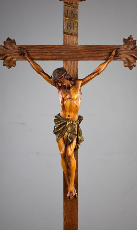 Antique Early 20th Century Carved Oak Crucifix