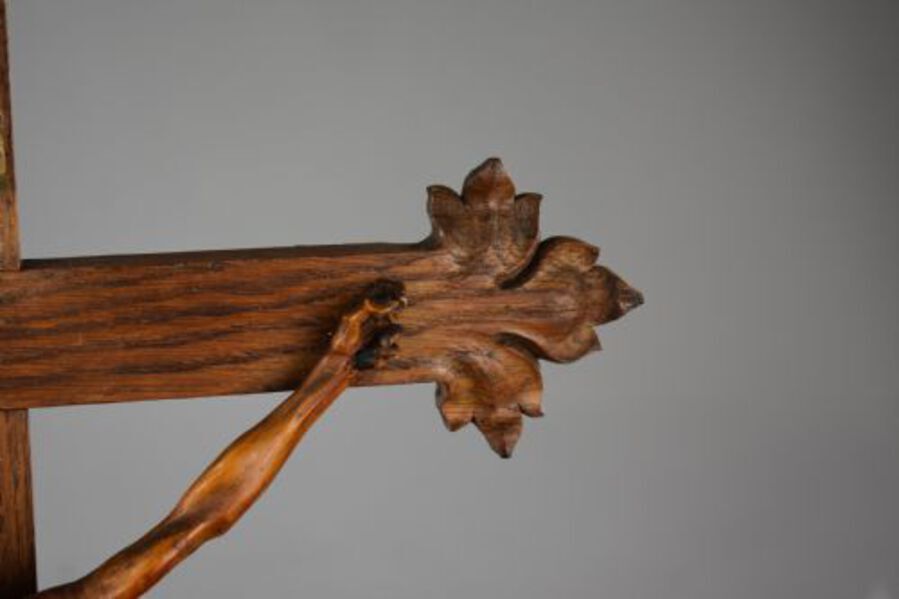 Antique Early 20th Century Carved Oak Crucifix