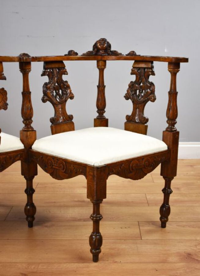 Antique Victorian Mahogany Carved Love Seat