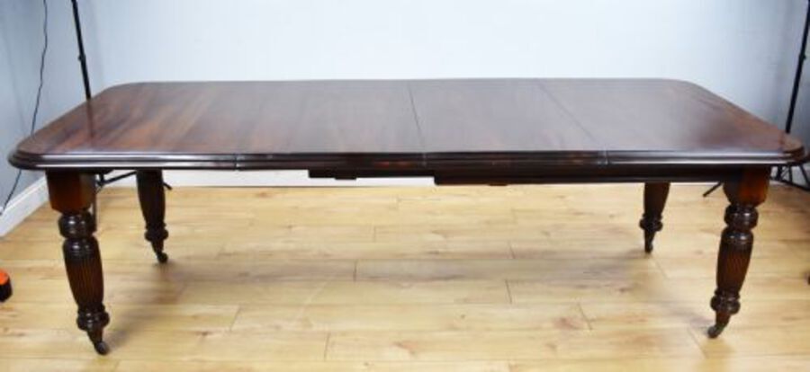 Victorian Mahogany Extending Dining Table