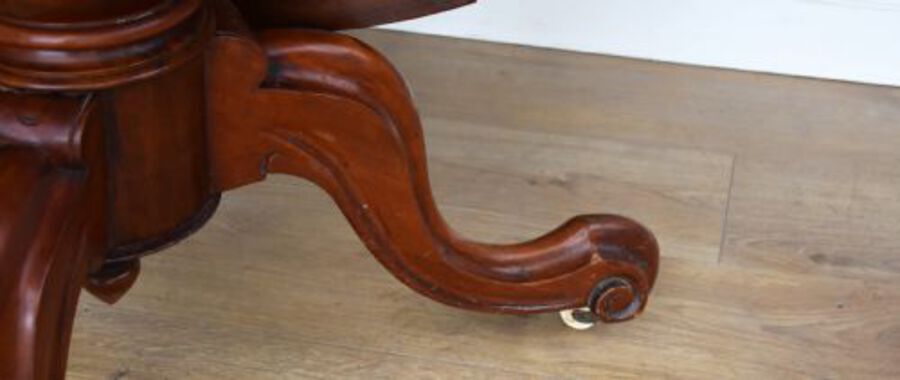 Antique Victorian Mahogany Circular Dining Table