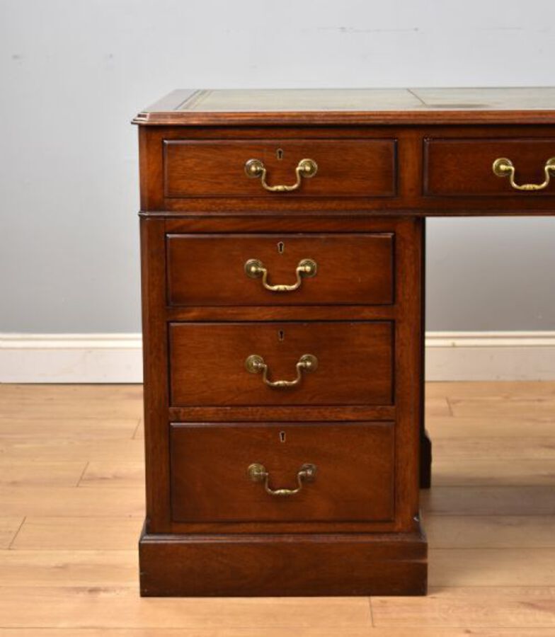 Antique 1960S Mahogany Pedestal Desl