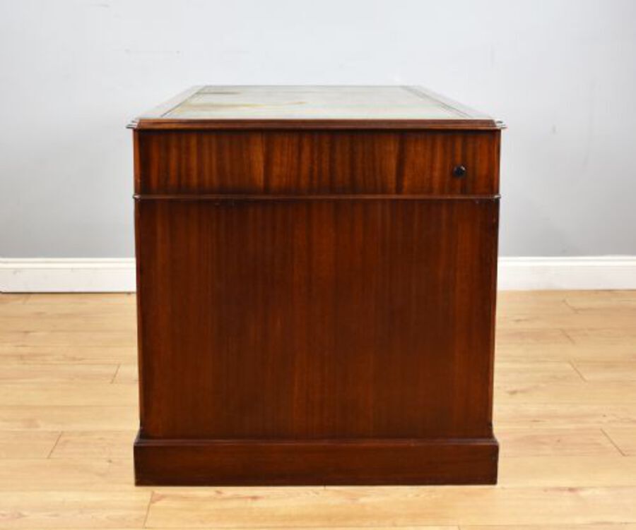 Antique 1960S Mahogany Pedestal Desl