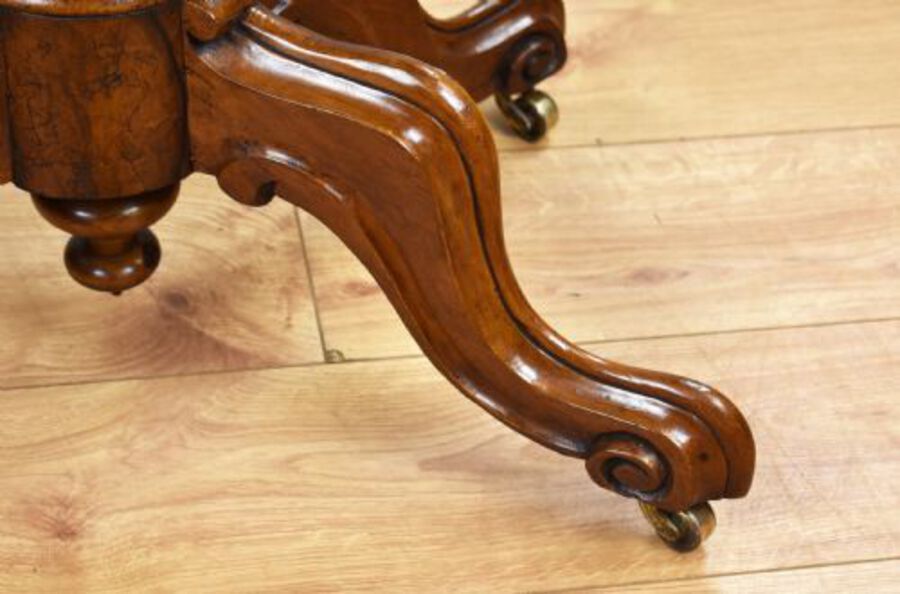 Antique Victorian Burr Walnut Serpentine Card Table