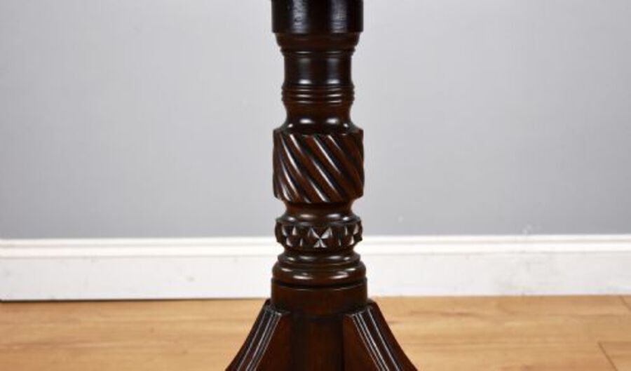 Antique Regency Mahogany Pedestal Dining Table