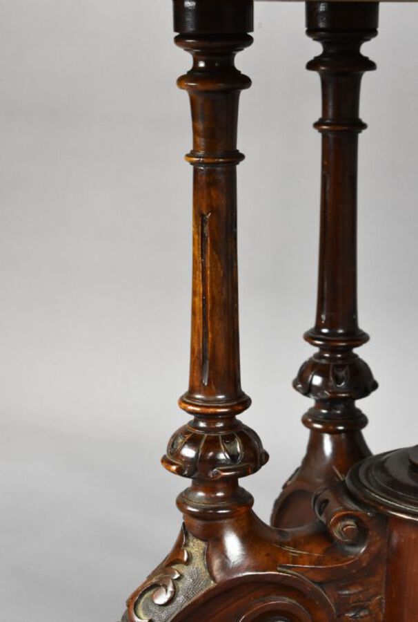 Antique Victorian Burr Walnut Oval Loo Table