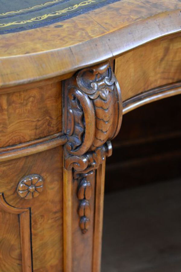 Antique Victorian Burr Walnut Kidney Shaped Desk