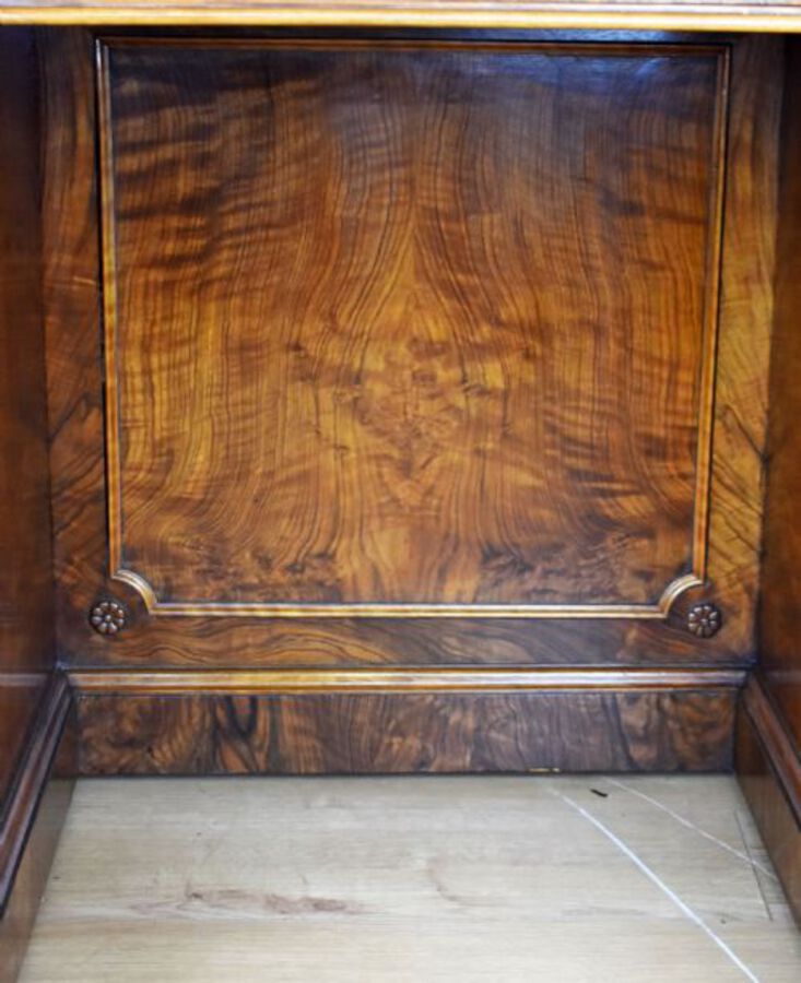 Antique Victorian Burr Walnut Kidney Shaped Desk