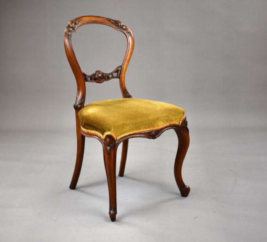 Antique Set Four Victorian Walnut Dining Chairs