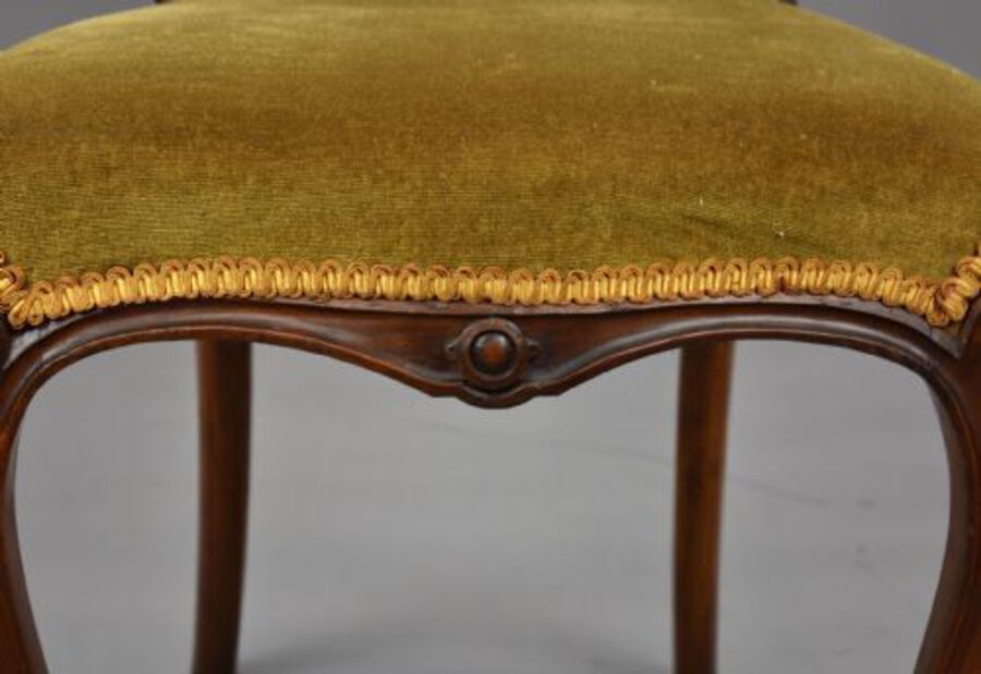 Antique Set Four Victorian Walnut Dining Chairs