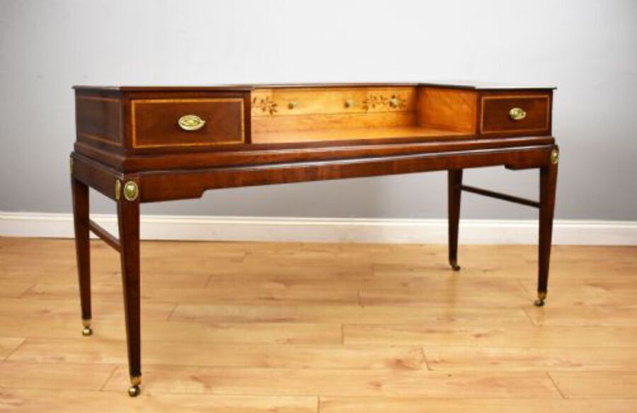 Victorian Mahogany &amp; Satinwood Dressing Table