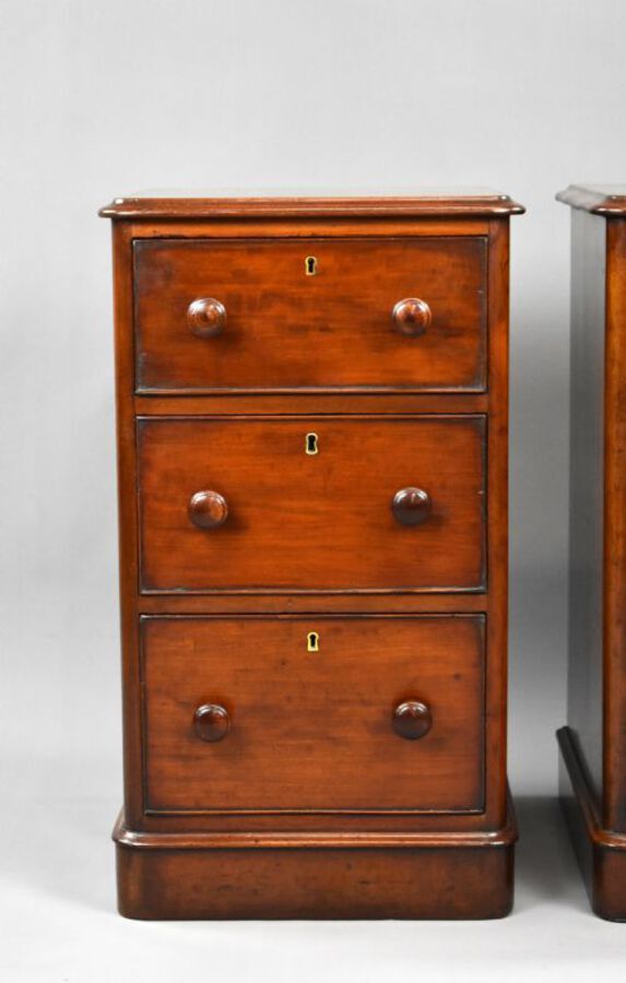 Antique Pair Victorian Mahogany Bedside Chests