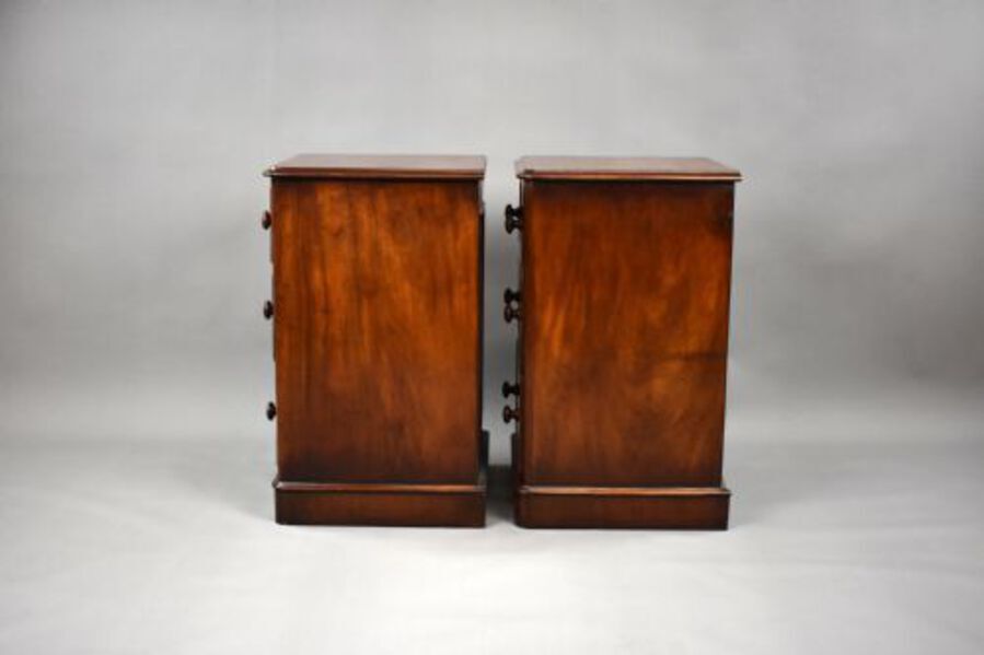 Antique Pair Victorian Mahogany Bedside Chests