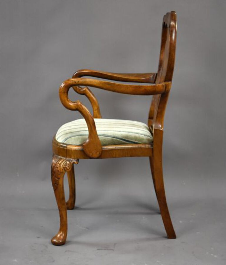 Antique Queen Anne Style Burr Walnut Table & Chairs