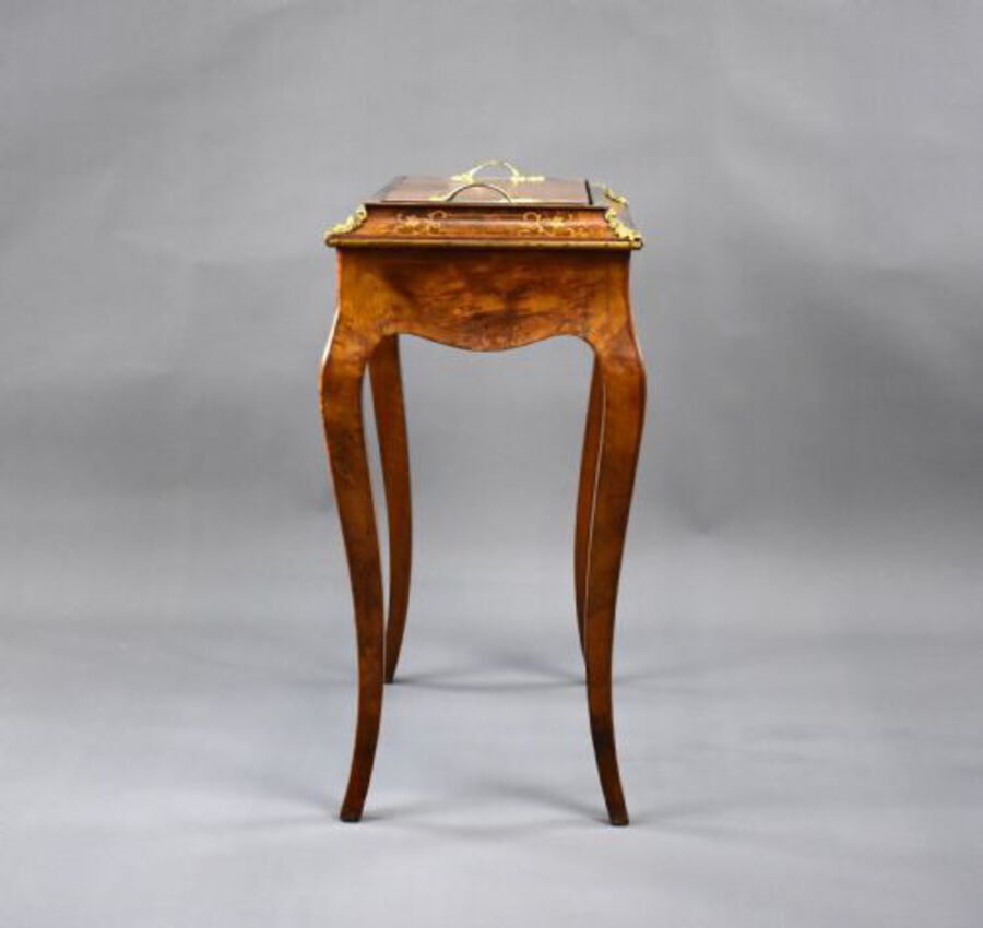 Antique Victorian Burr Walnut Inlaid Jardiniere