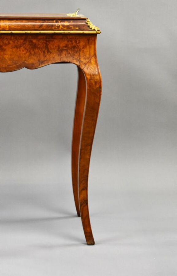 Antique Victorian Burr Walnut Inlaid Jardiniere