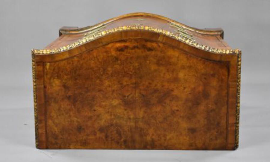 Antique 19th Century Walnut Serpentine Chest