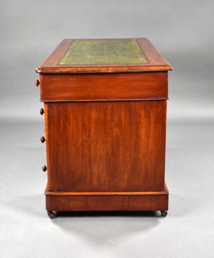 Antique Victorian Mahogany Pedestal Desk
