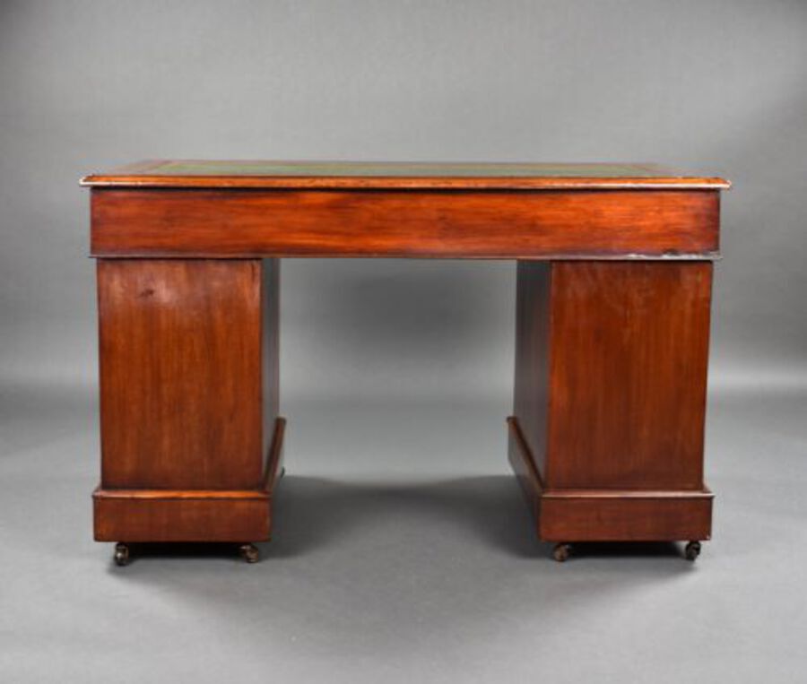 Antique Victorian Mahogany Pedestal Desk