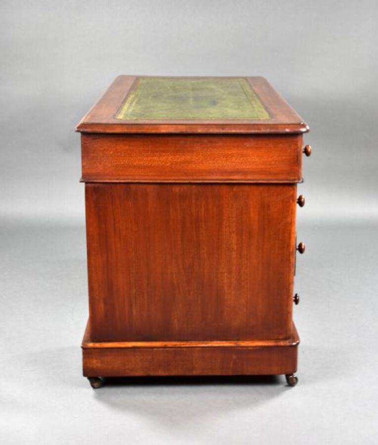 Antique Victorian Mahogany Pedestal Desk