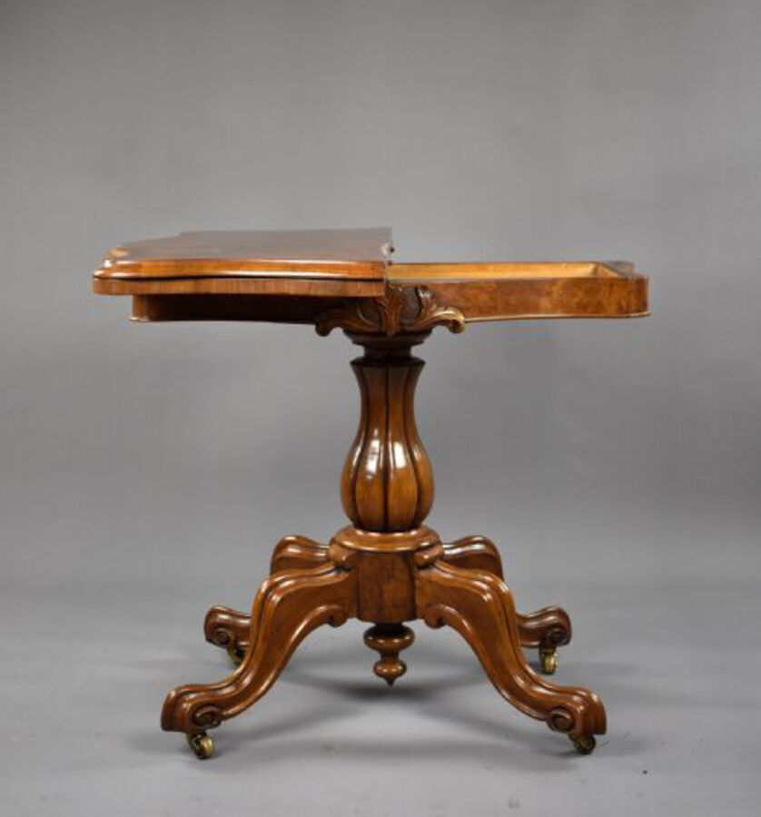 Antique Victorian Burr Walnut Serpentine Card Table