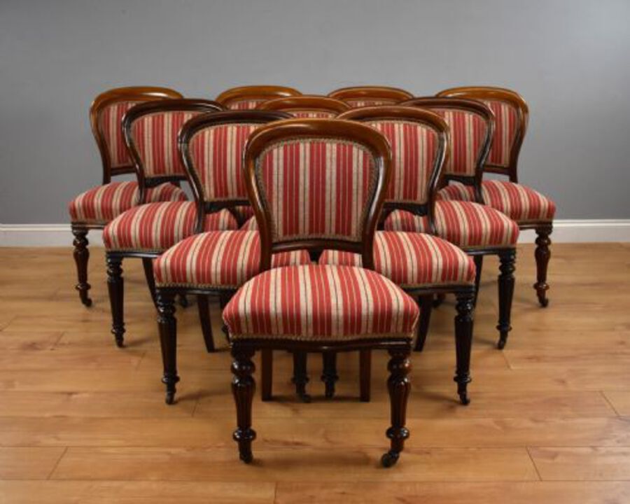 Antique Victorian Mahogany Extending Dining Table & 10 Chairs