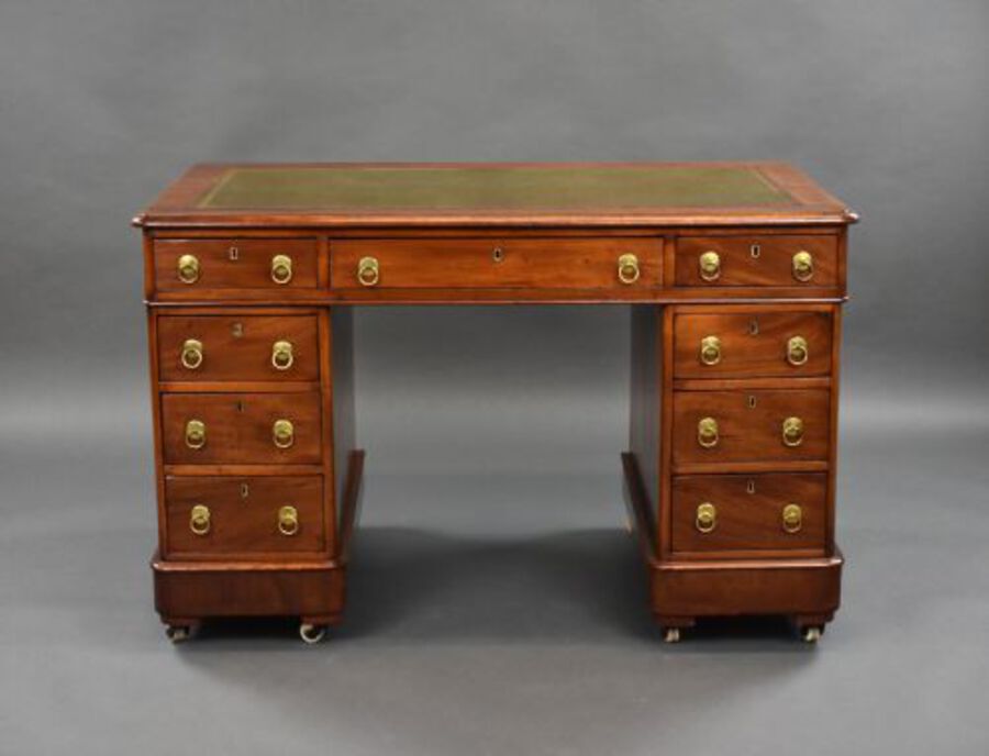 Antique Victorian Mahogany Pedestal Desk
