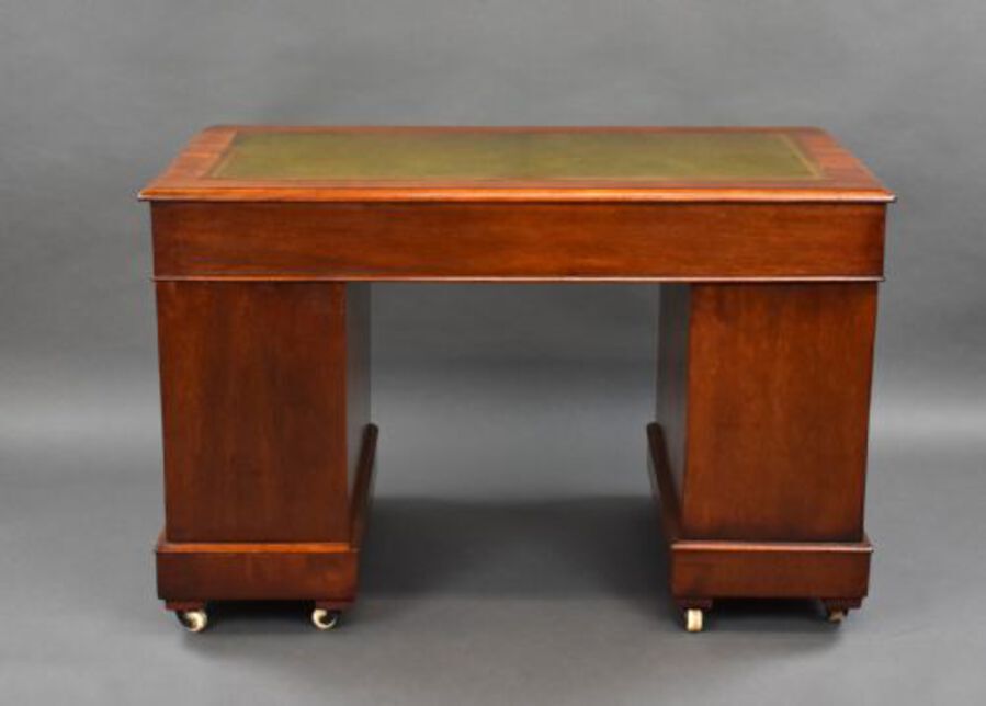 Antique Victorian Mahogany Pedestal Desk