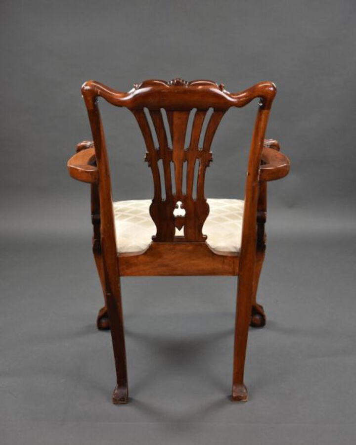 Antique Set of 8 Chippendale Style Dining Chairs