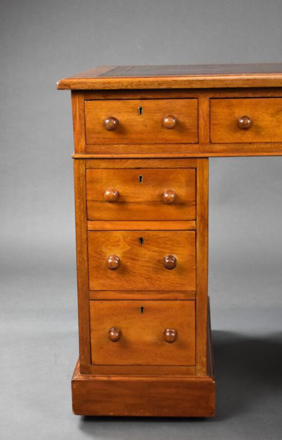 Antique Victorian Pedestal Desk