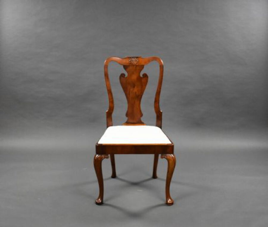 Antique Antique Walnut Extending Dining Table & 8 Chairs