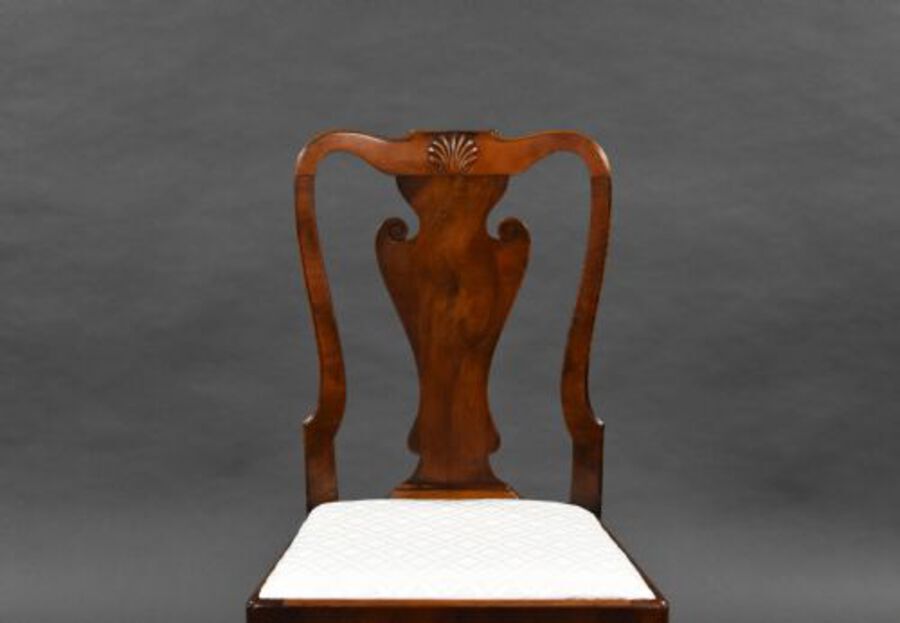 Antique Antique Walnut Extending Dining Table & 8 Chairs