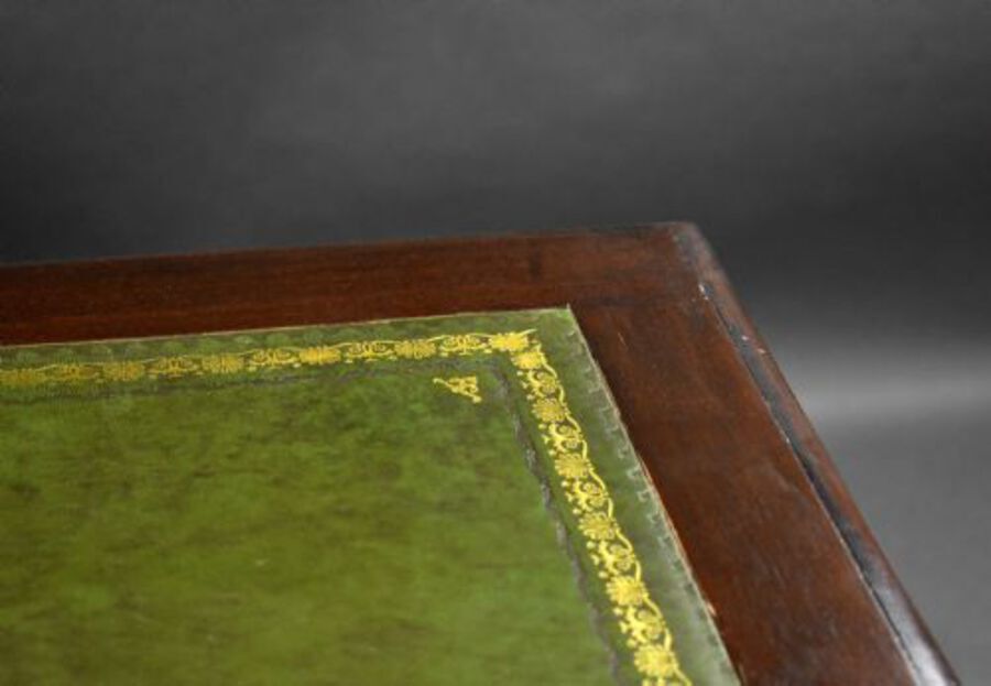 Antique Victorian Mahogany Pedestal Desk