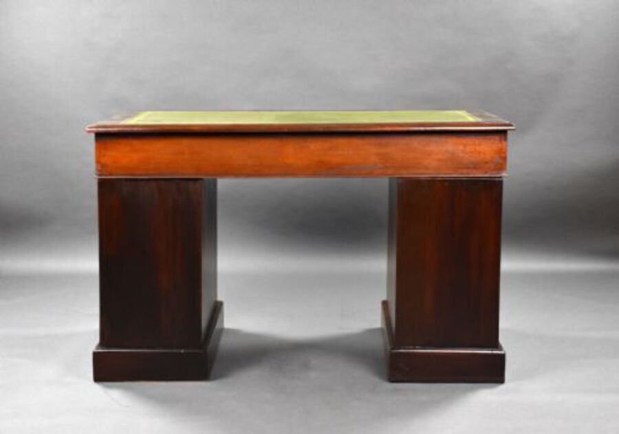 Antique Victorian Mahogany Pedestal Desk